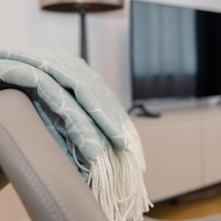 Zurich Furnished Homes ภายนอก รูปภาพ