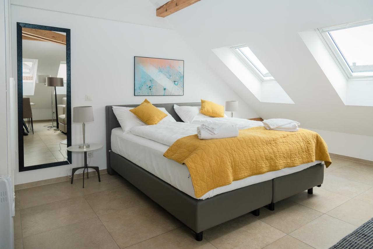 Zurich Furnished Homes ภายนอก รูปภาพ