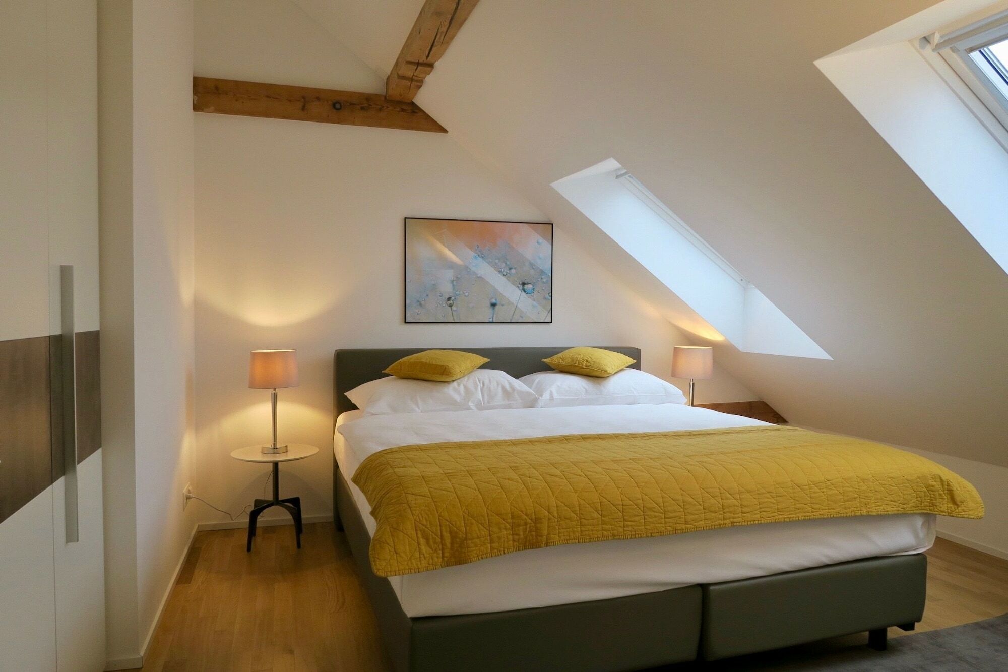 Zurich Furnished Homes ภายนอก รูปภาพ